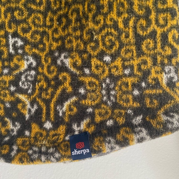 Sherpa Adventure Gear Pullover - Picture 5 of 10